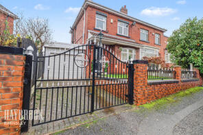 2, Richard Avenue, Smithies, Barnsley S71 1UZ