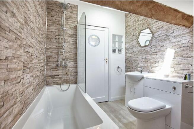 2 bed Maisonette to rent Image 7