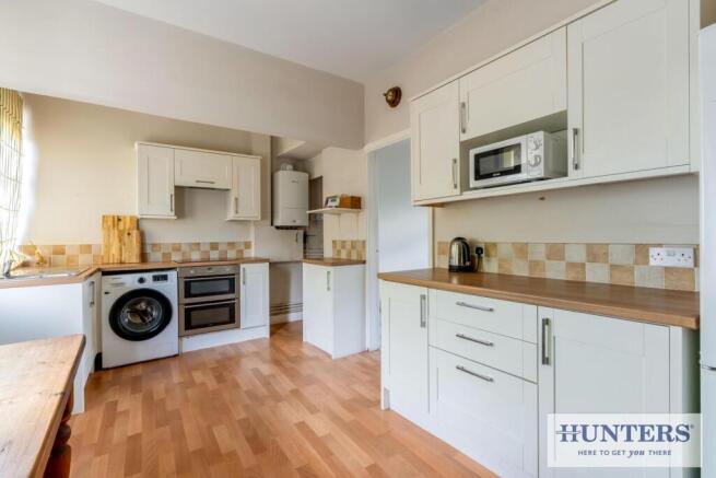3 bed Semi-Detached for sale Image 4