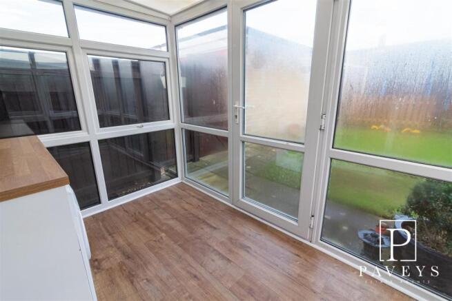 CONSERVATORY / UTILTY