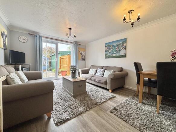 Living room new.jpg