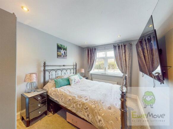 Bedroom 5 (Double)