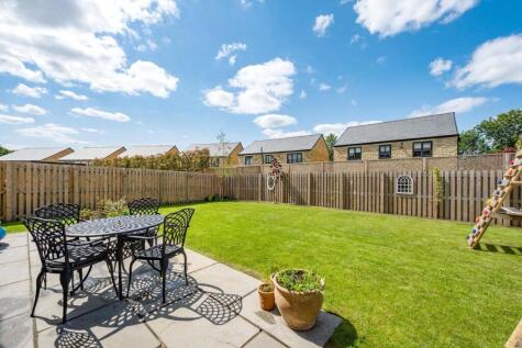 Summer View, Holmfirth, West Yorkshire, HD9