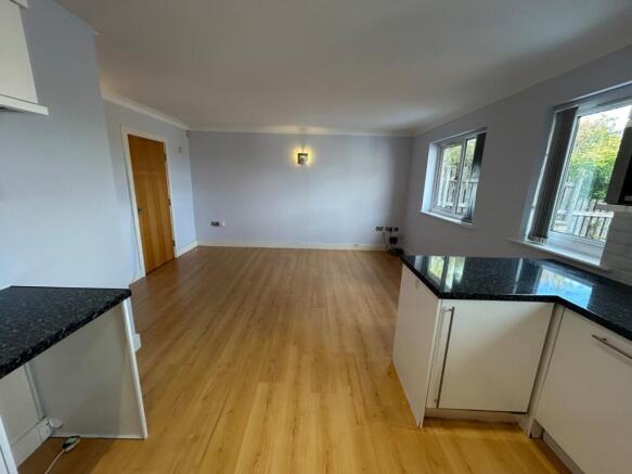 2 bed Bungalow to rent Image 4