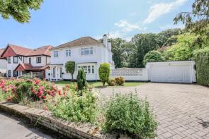 22, Woodside, Leigh-on-sea SS9 4QU