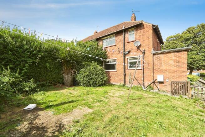 2 bed Semi-Detached for sale Image 12