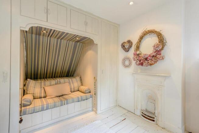 8381416-interior13-800.jpg