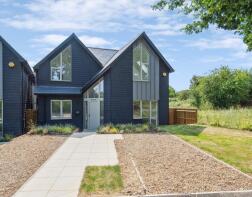 5, Kingsoak, Hitchin SG4 7BF