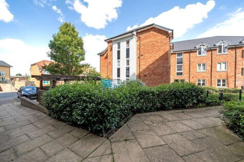 River View, Shefford, SG17
