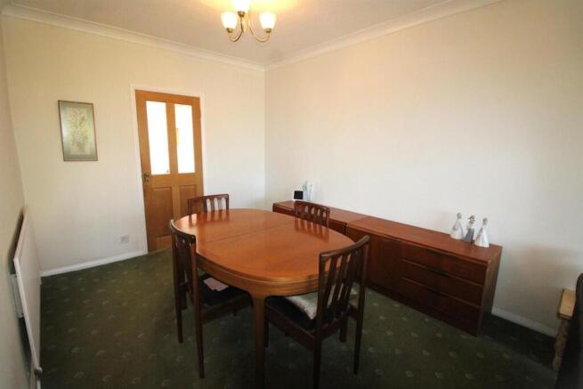 2 bed Semi-Detached Bungalow for sale Image 6