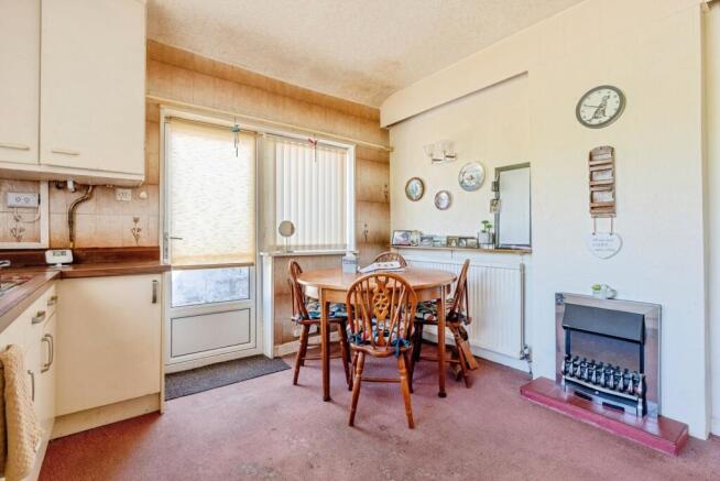 2 bed Semi-Detached for sale Image 9