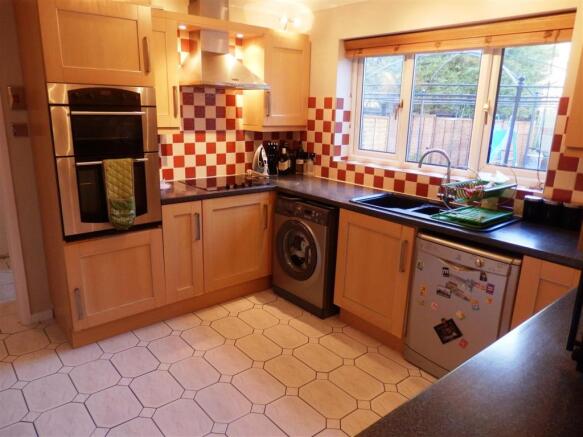 Fitted Kitchen