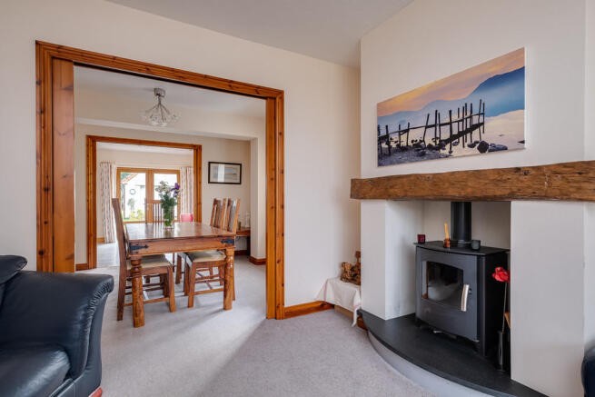 Sitting room to d...