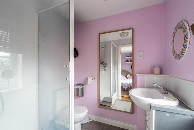 4 bed Town House for sale Image 8