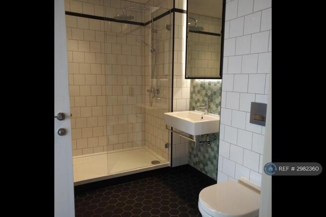 Bathroom02