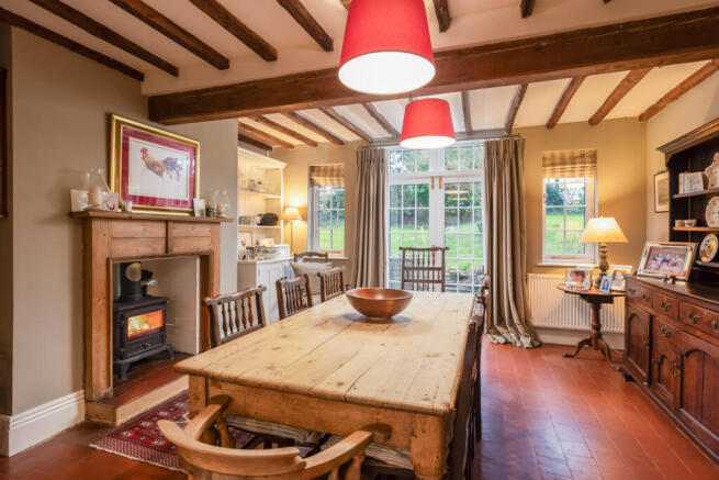 7 bed Detached for sale Image 7