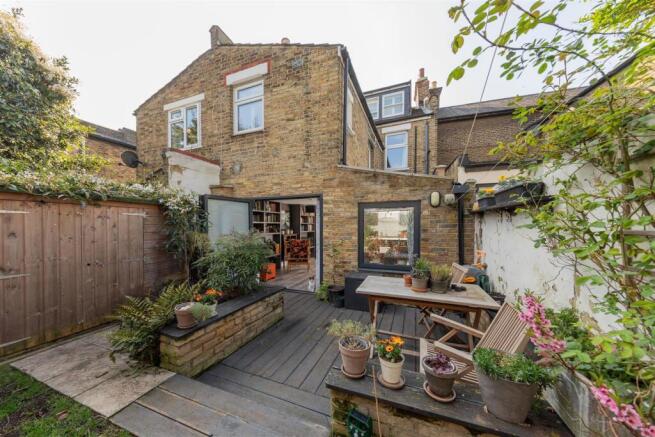 Beulah Road, E17 13