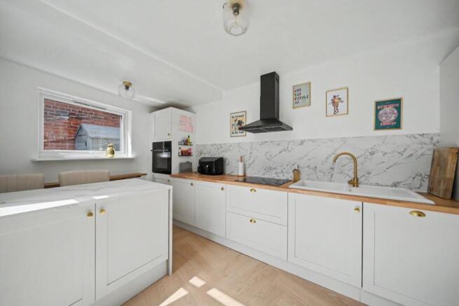2 bed Semi-Detached for sale Image 5