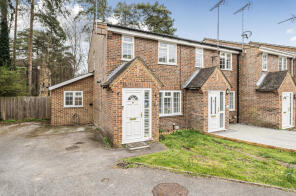 72, Crofton Close, Bracknell RG12 0UT
