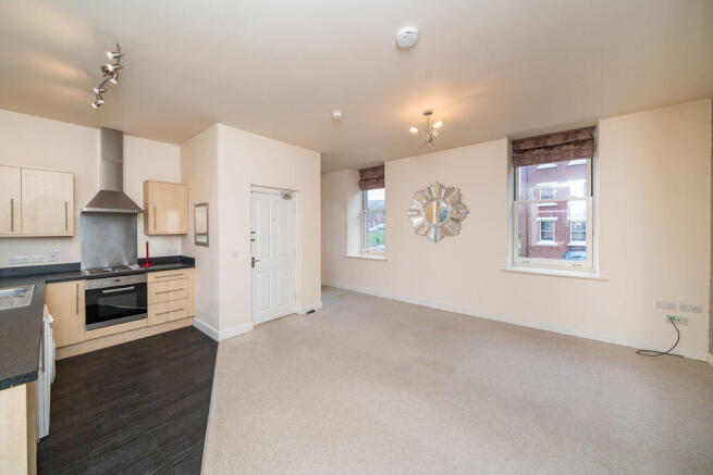 kitchen/lounge/diner