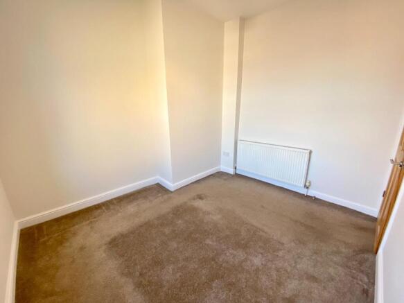 2 bed Terraced to rent Image 11