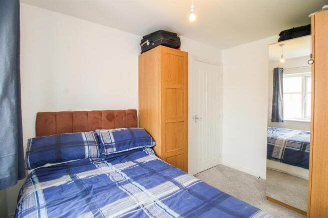3 bed Semi-Detached for sale Image 8