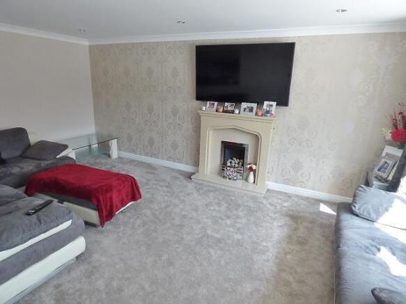 Lounge 1