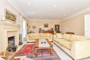 Charlton House, Charlton Court Place, Maidstone ME17 3AN