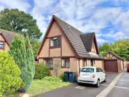 27, Glenville Close, Christchurch BH23 5PU