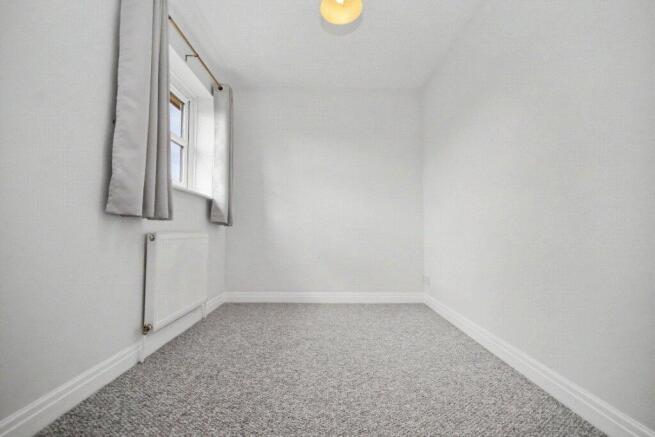 2 bed Semi-Detached for sale Image 11