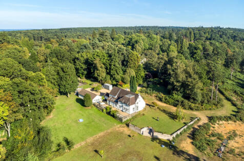 Whitmore Vale Road, Hindhead, Surrey, GU26