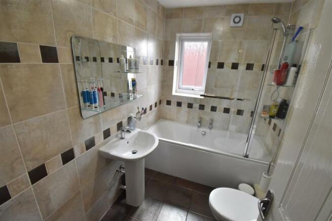 bathroom3.JPG