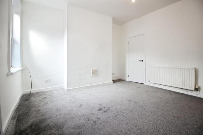 2 bed Terraced for sale Image 7