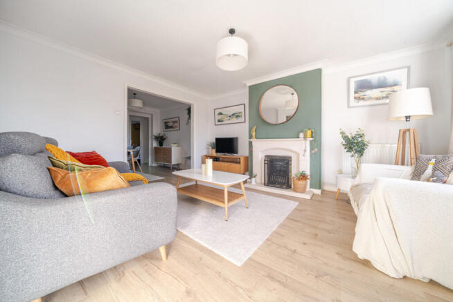 Peregrine Close, Cranleigh, GU6 photo 4