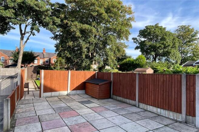 Ash Road, Denton, Tameside, M34 photo 4
