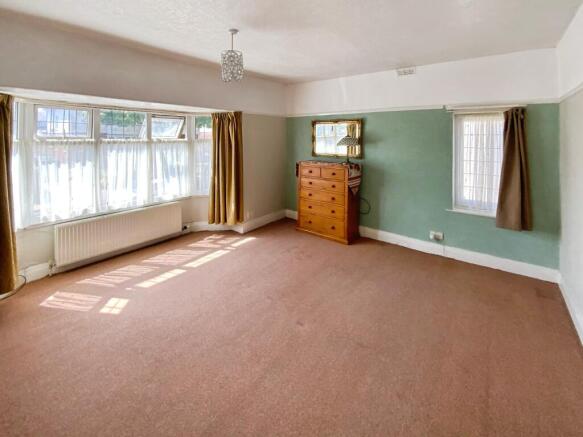 3 bed Semi-Detached for sale Image 5