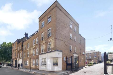 Cleveland Grove, London, E1