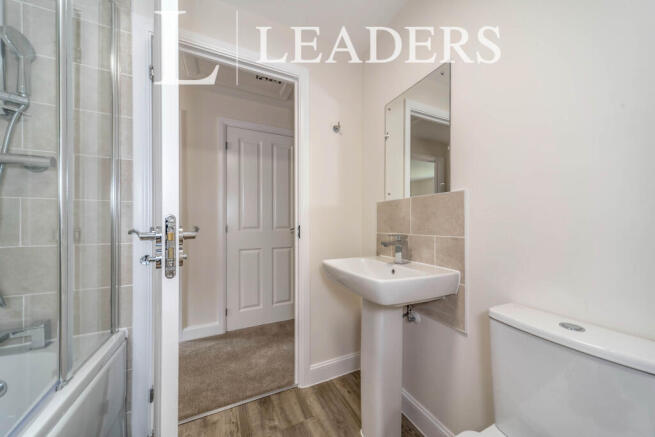 39 Lakeside Drive (6