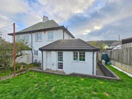 Bryher, Arundell Villas, The Crescent, Lifton PL16 0DU