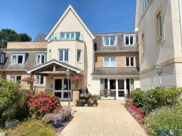 Flat 23, 234 Churchill Lodge, Sandbanks Road, Poole BH14 8HA