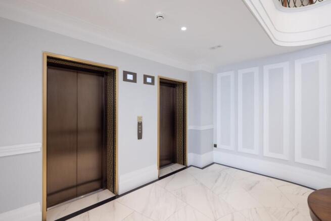 60 Lombard Street- lift lobby