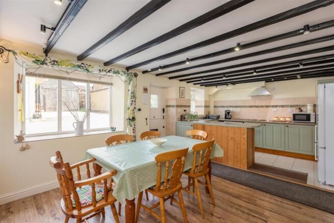 Wandales 2 Kitchen Dining Room-2.jpg