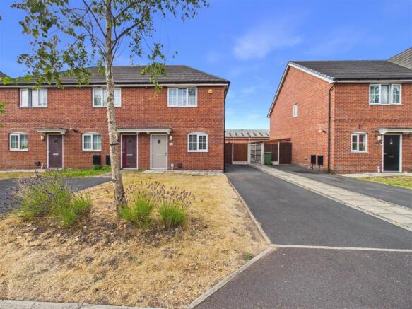 Front Garden & Driveway