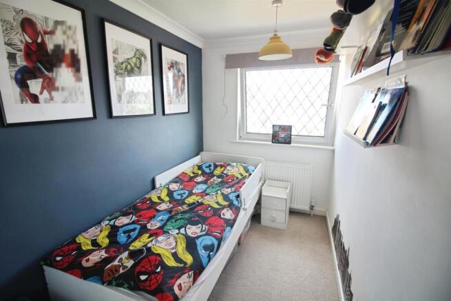 3 bed Semi-Detached for sale Image 12