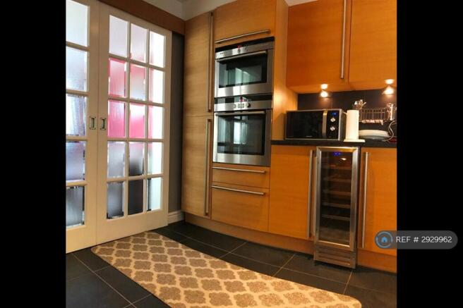5 bed Detached to rent Image 5