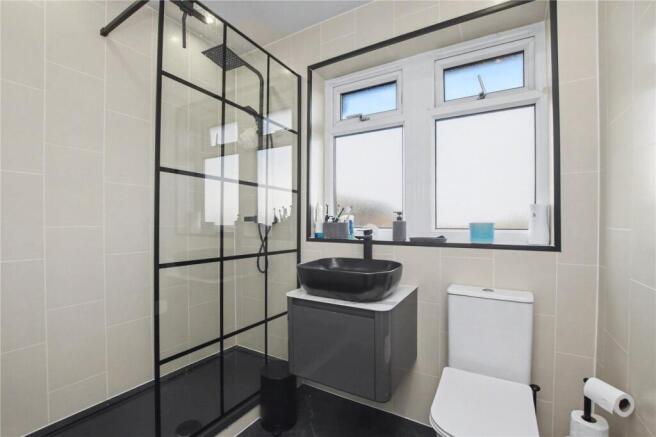 3 bed Terraced for sale Image 7