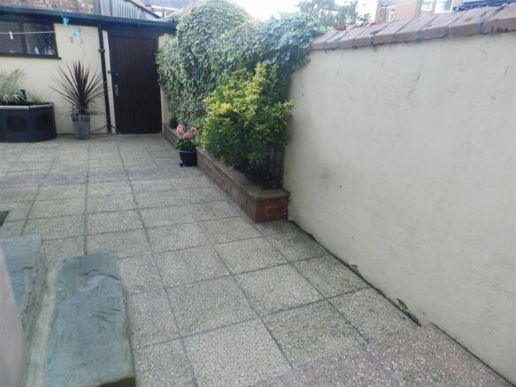 GARDENS ALTERNATIVE 