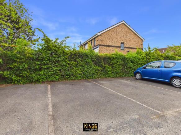 1 bed Flat for sale Image 11