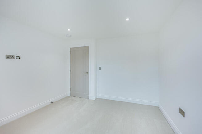 2 bed Apartment for sale Image 10