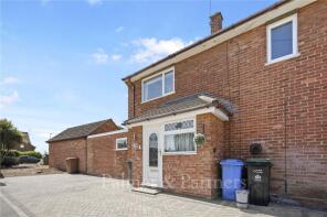 28, Wren Avenue, Ipswich IP2 0TL
